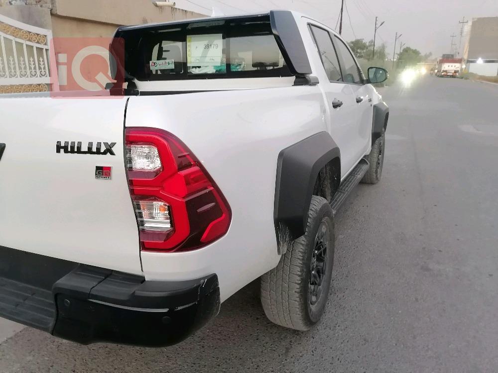 تۆیۆتا هایلۆکس